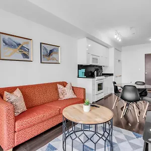 Downtown - Free Parking/self Check-in Apartment