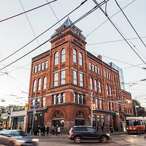 4* Hotel The Broadview