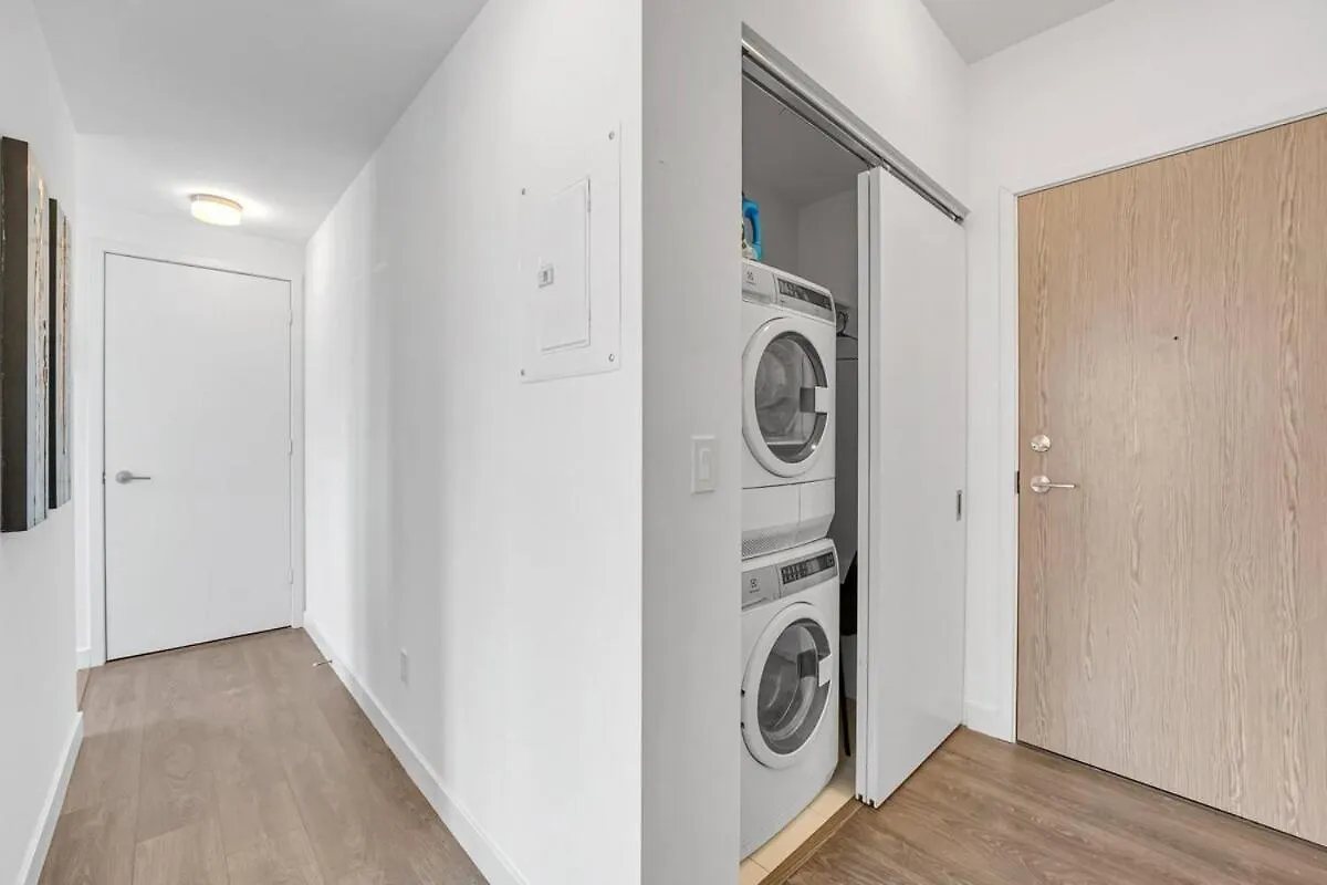 شقة Cozy 2Bdrm Near Scotiabank Mtcc Hospitals Water تورونتو