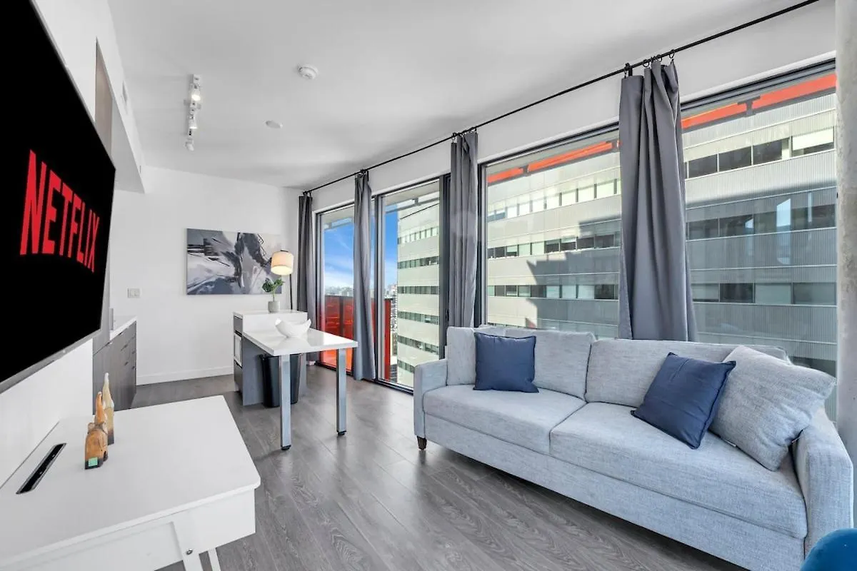 شقة Cozy 2Bdrm Near Scotiabank Mtcc Hospitals Water تورونتو